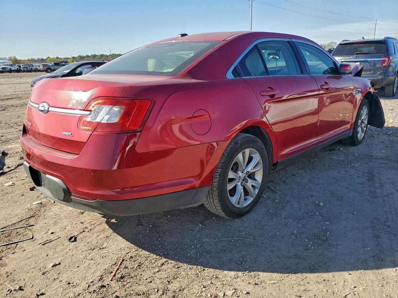 2012 FORD TAURUS SEL photo 3