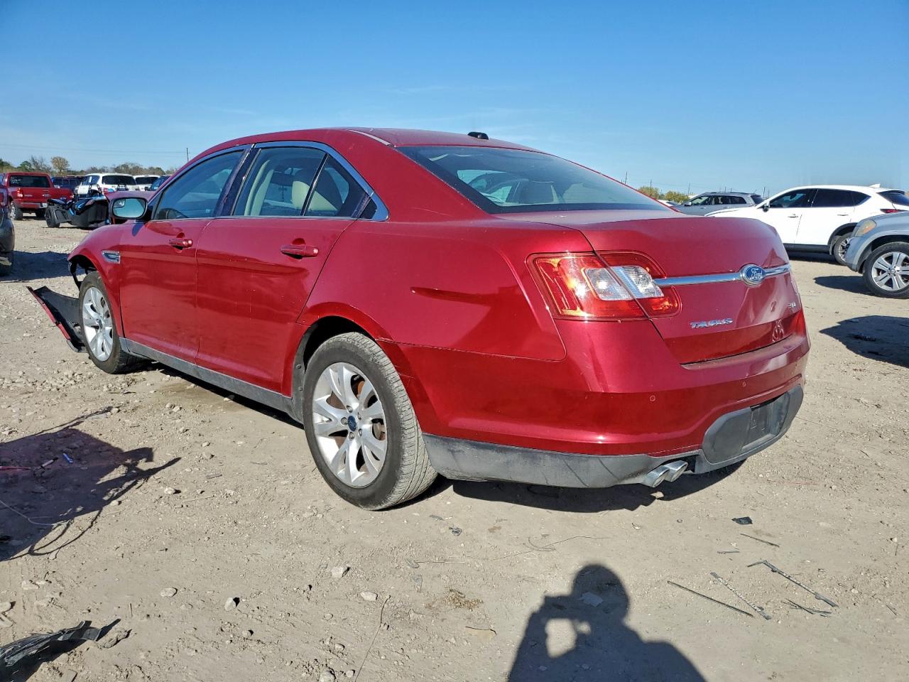 2012 FORD TAURUS SEL photo 2