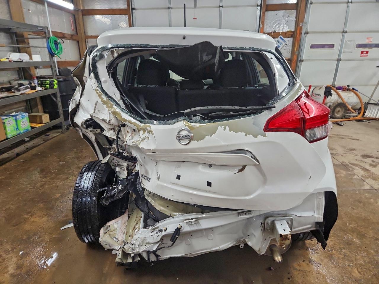 2019 NISSAN KICKS S photo 6