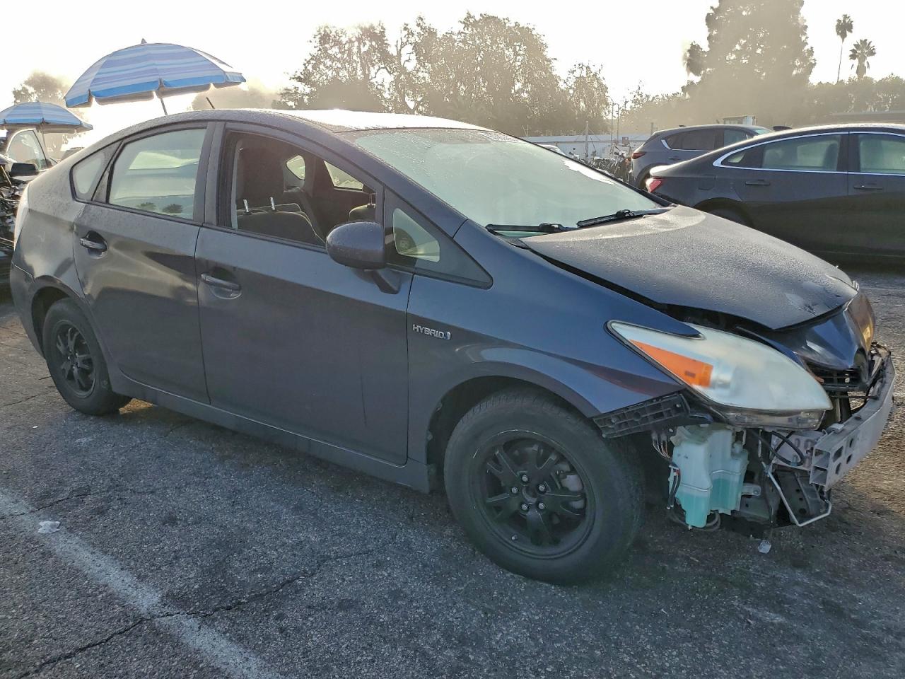 2013 TOYOTA PRIUS photo 4