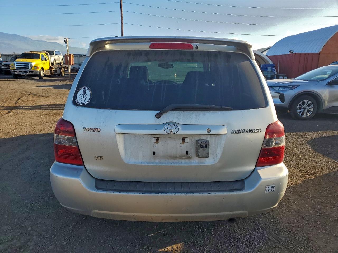 2004 TOYOTA HIGHLANDER BASE photo 6
