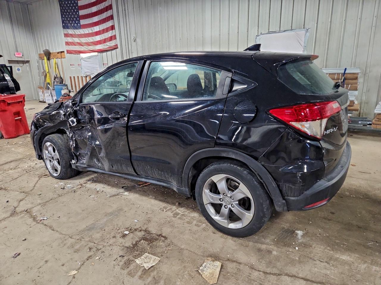 2019 HONDA HR-V LX photo 2