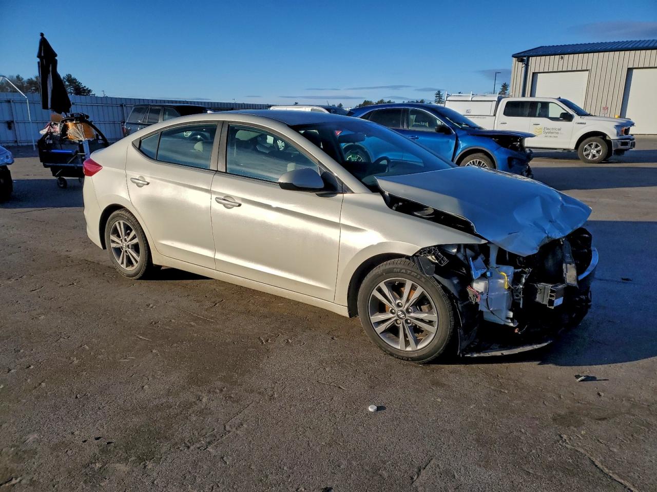 2017 HYUNDAI ELANTRA SE photo 4