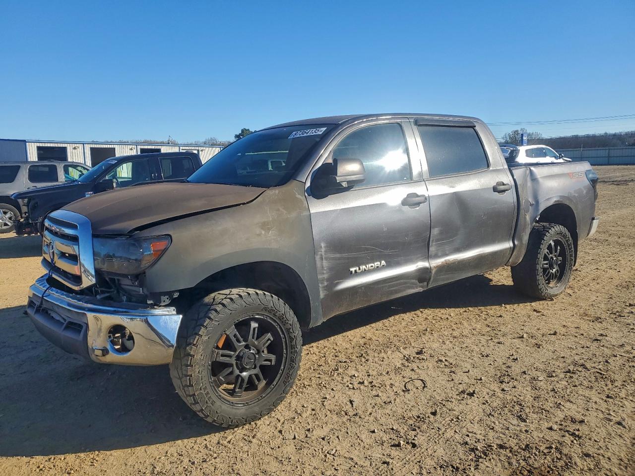 2013 TOYOTA TUNDRA