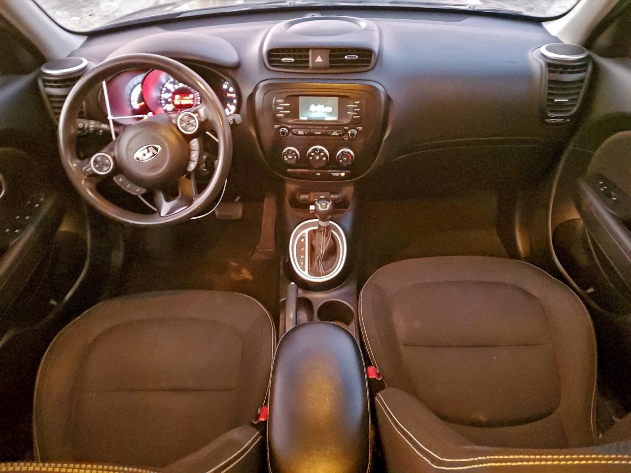 2016 KIA SOUL + photo 8