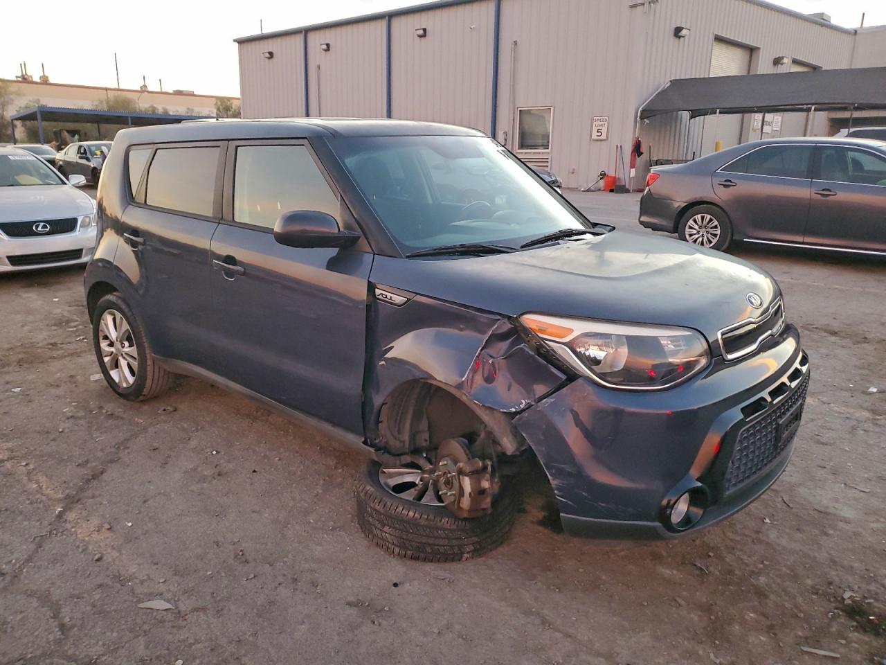 2016 KIA SOUL + photo 4