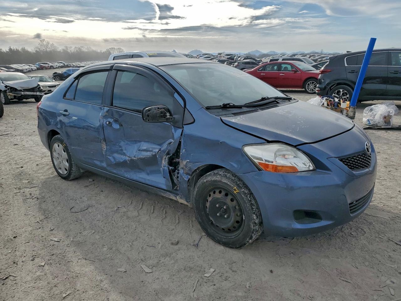 2009 TOYOTA YARIS photo 10