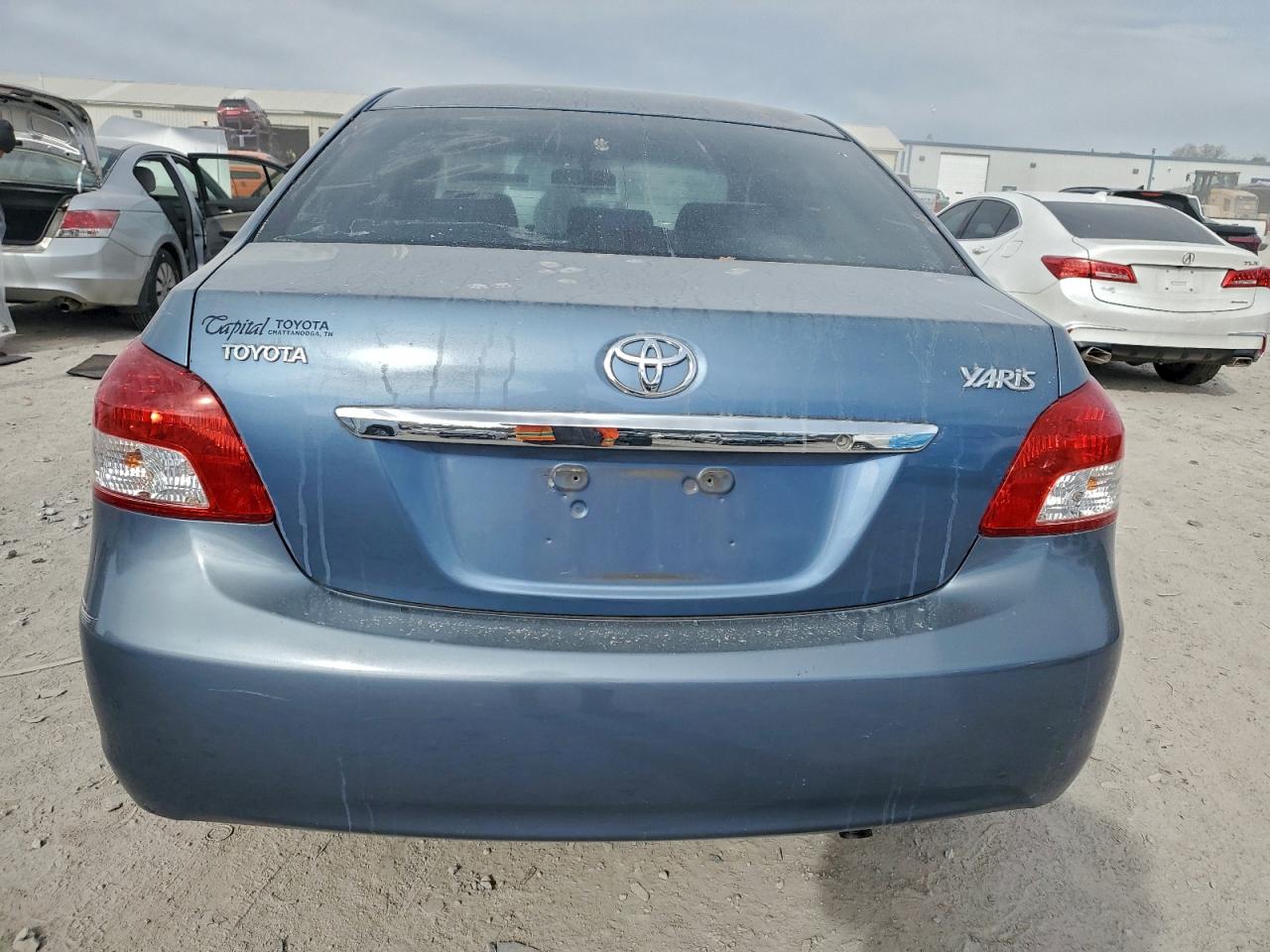 2009 TOYOTA YARIS photo 16