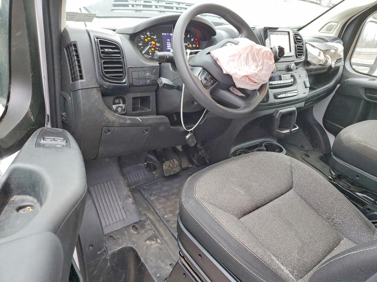 2025 RAM PROMASTER 2500 DELIVERY VAN photo 22