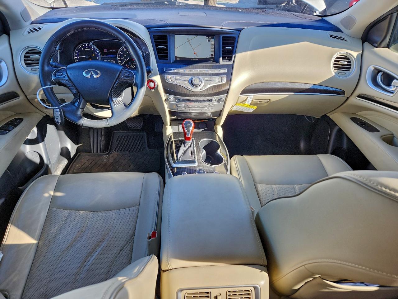 2020 INFINITI QX60 LUXE photo 8