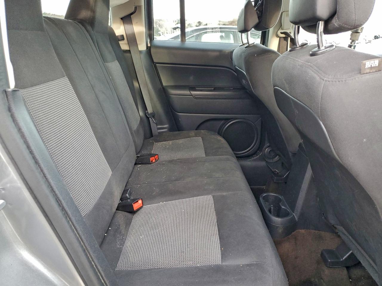 2015 JEEP PATRIOT SPORT photo 21