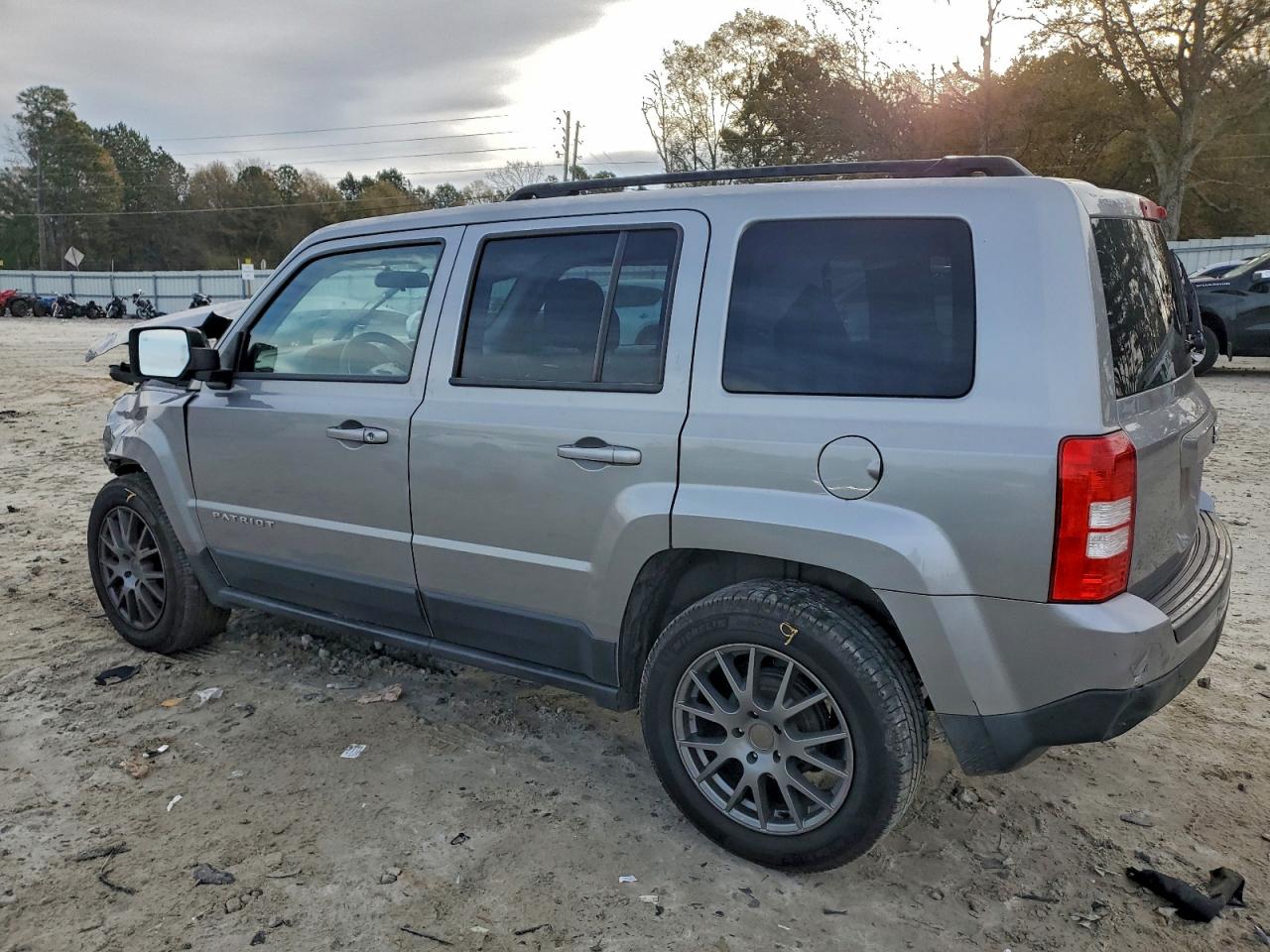2015 JEEP PATRIOT SPORT photo 3