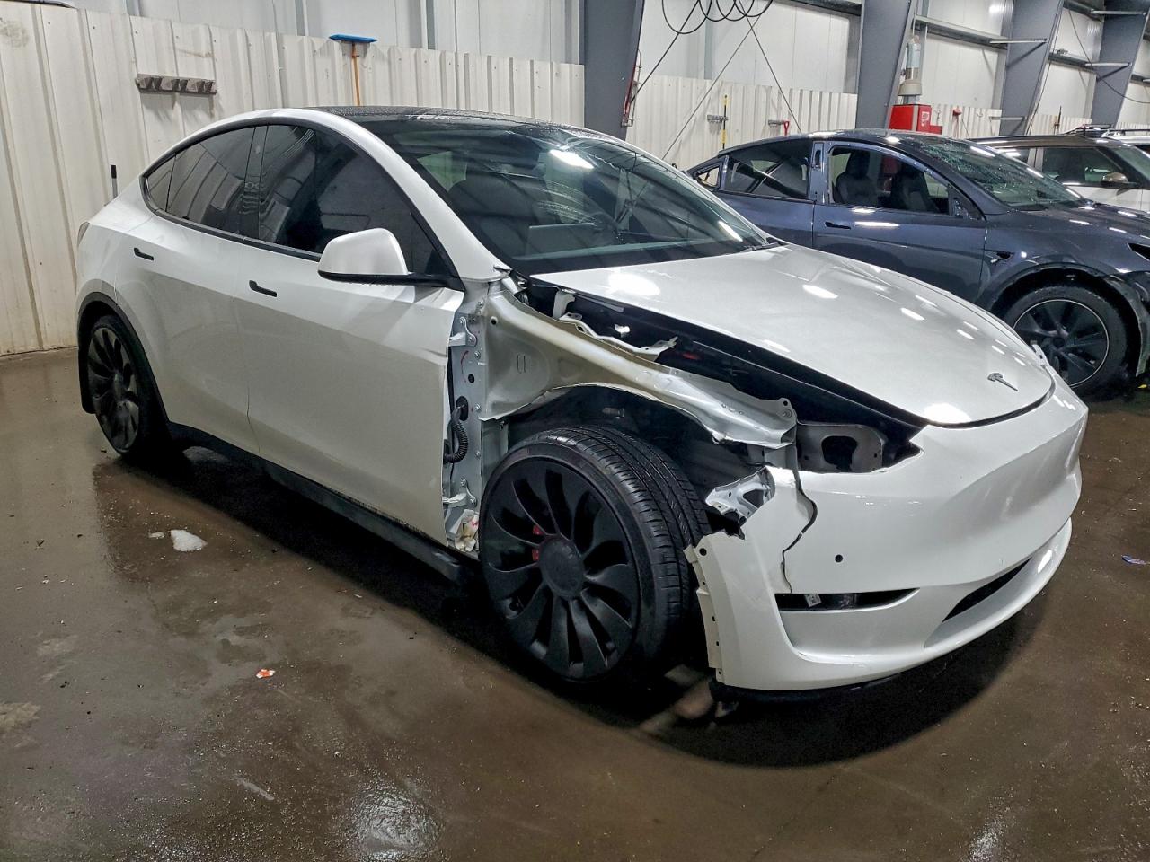 2021 TESLA MODEL Y photo 10