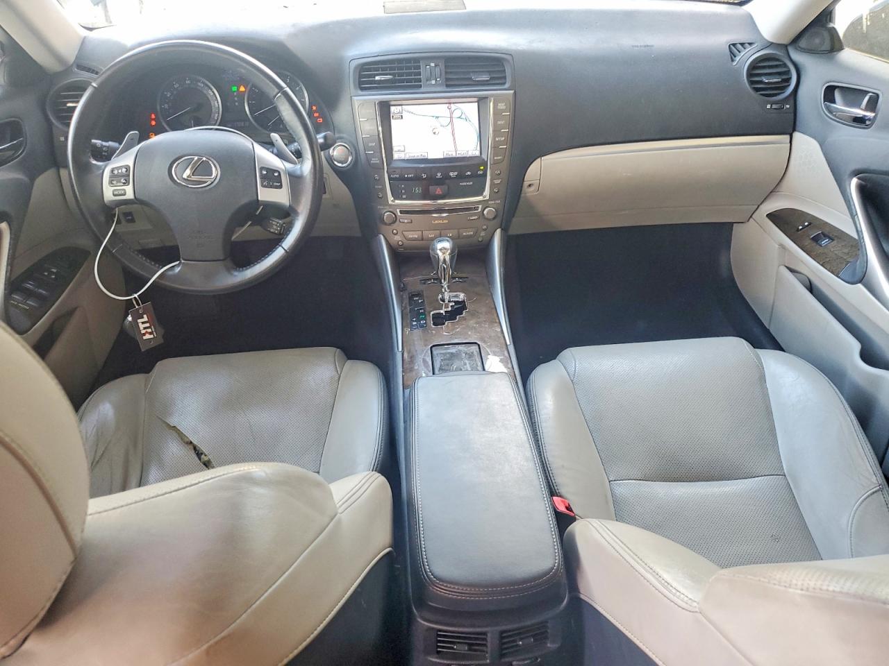 2011 LEXUS IS 250 photo 15