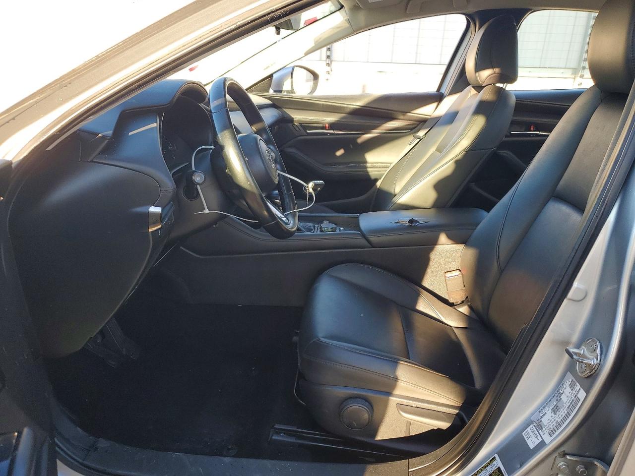2019 MAZDA 3 SELECT photo 13