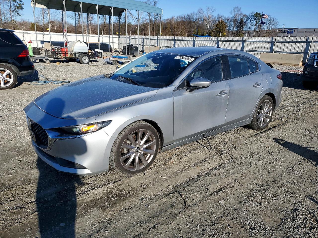 2019 MAZDA 3