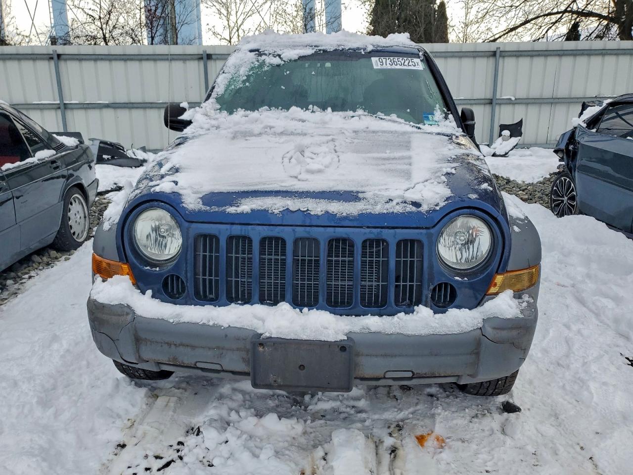 2005 JEEP LIBERTY SPORT photo 13