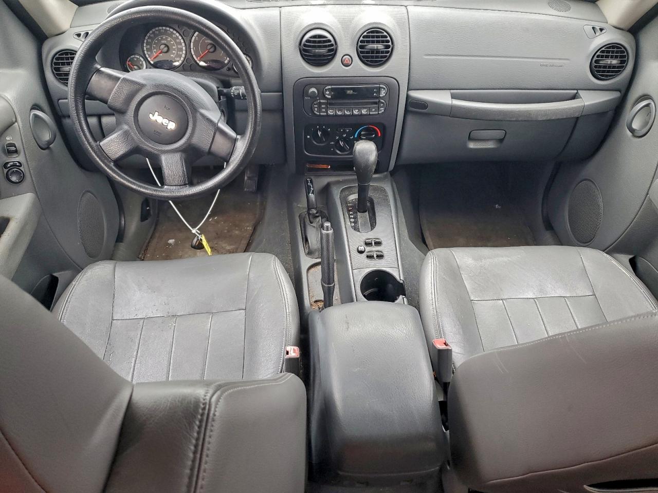 2005 JEEP LIBERTY SPORT photo 22