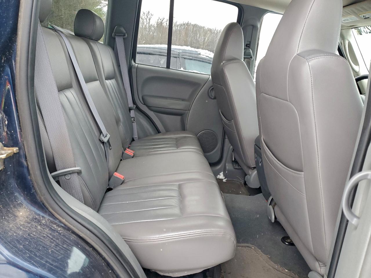 2005 JEEP LIBERTY SPORT photo 31