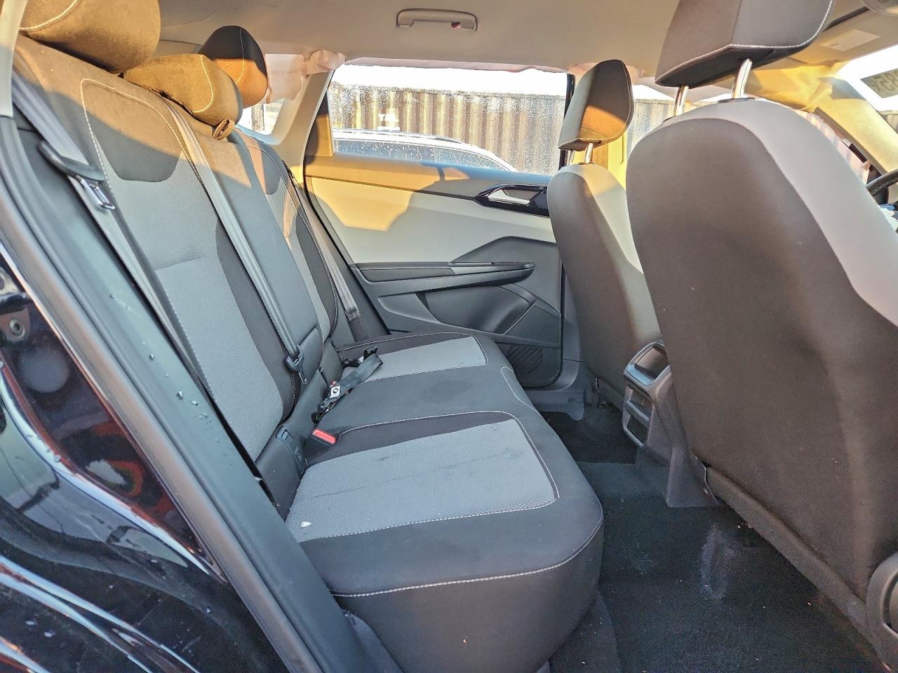 2024 VOLKSWAGEN TAOS S photo 11