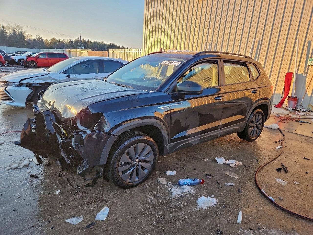2024 VOLKSWAGEN TAOS