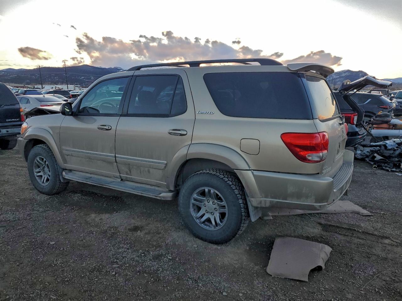 2005 TOYOTA SEQUOIA LIMITED photo 3