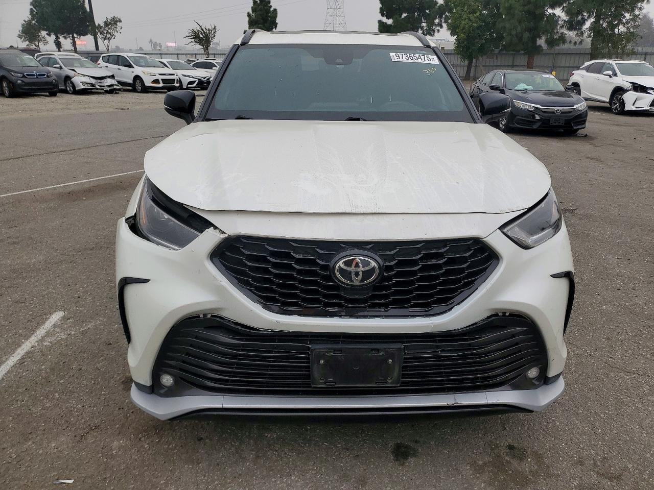 2021 TOYOTA HIGHLANDER XSE photo 9