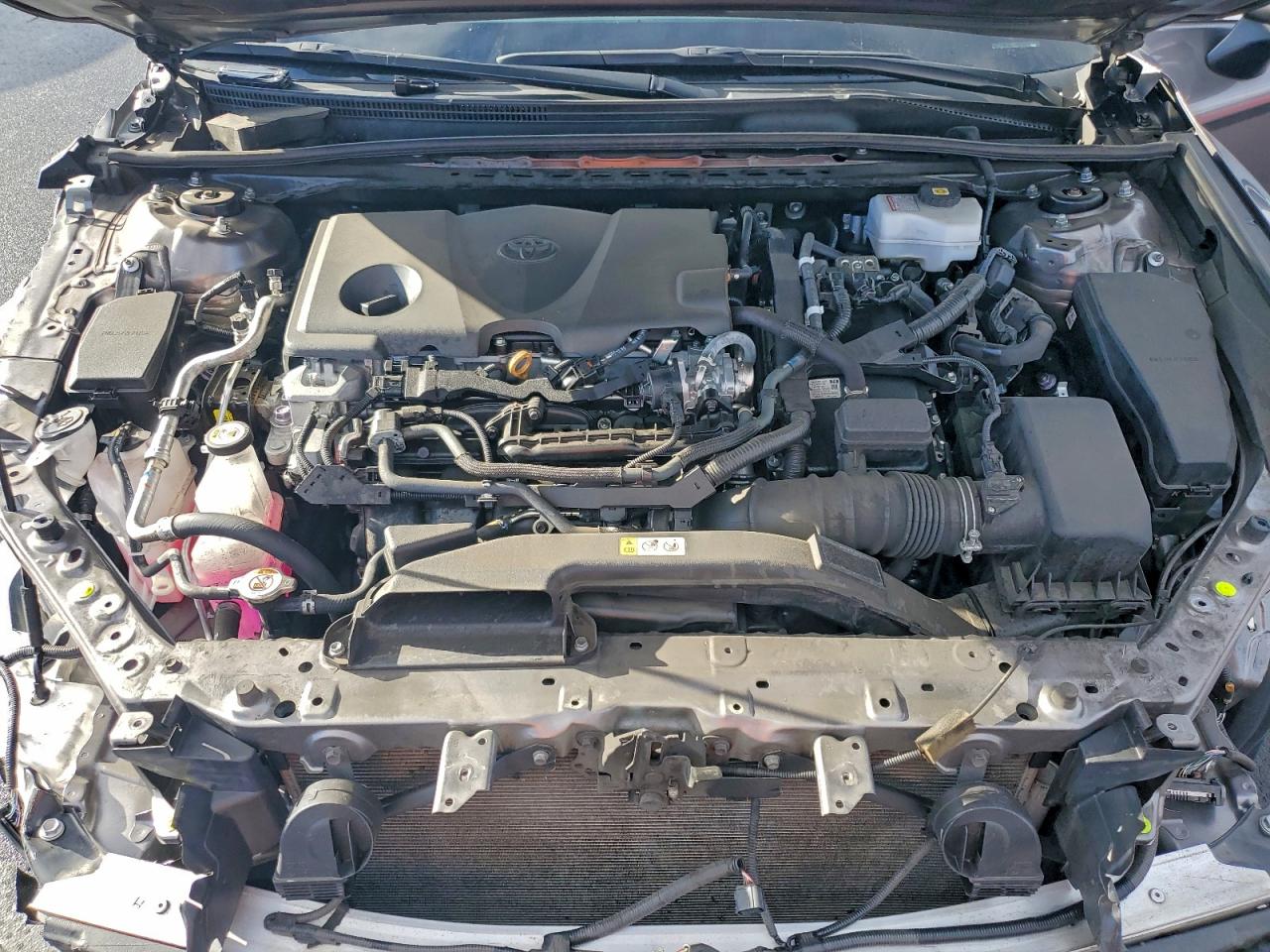 2024 TOYOTA CAMRY XLE photo 21