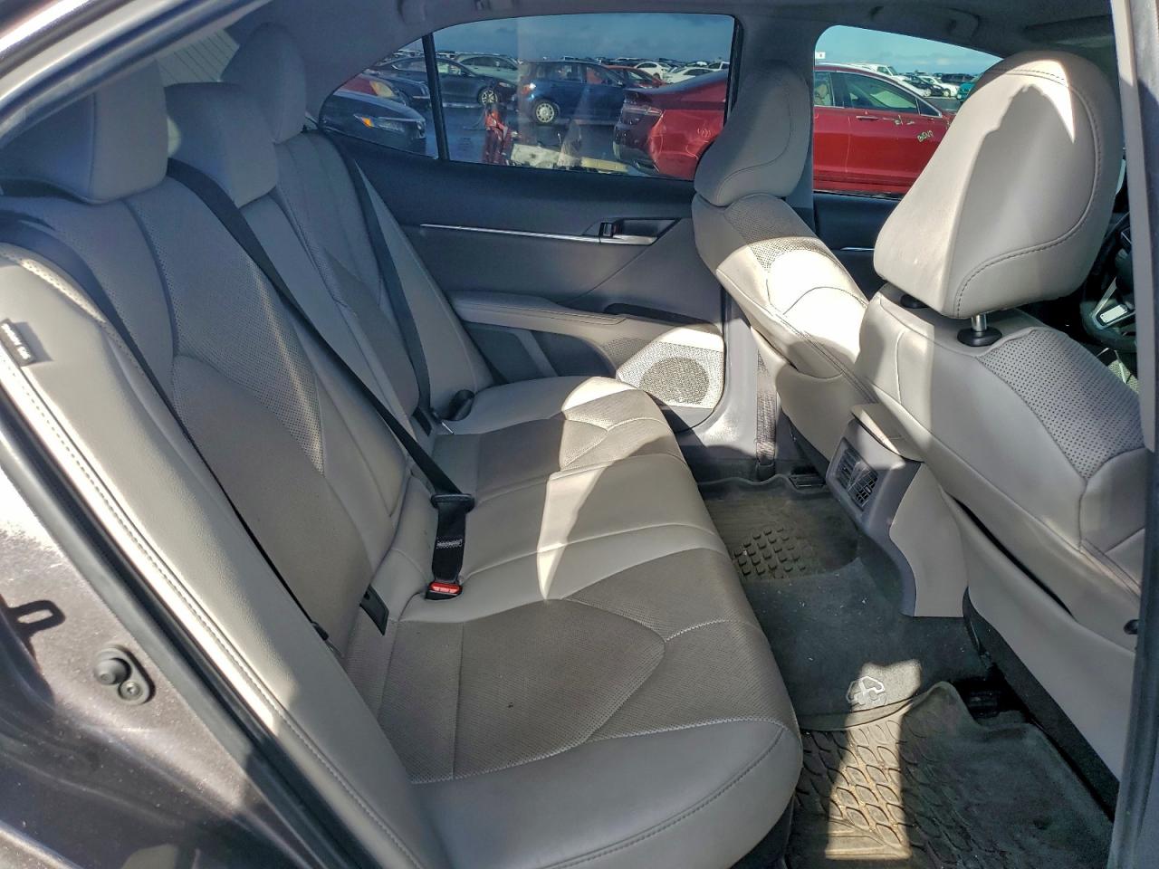 2024 TOYOTA CAMRY XLE photo 19