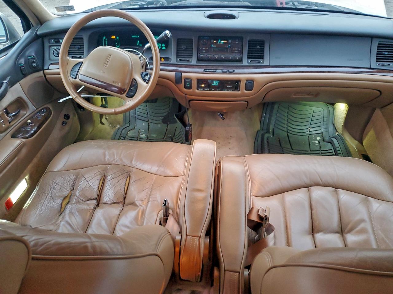 1995 LINCOLN TOWN CAR EXECUTIVE photo 22