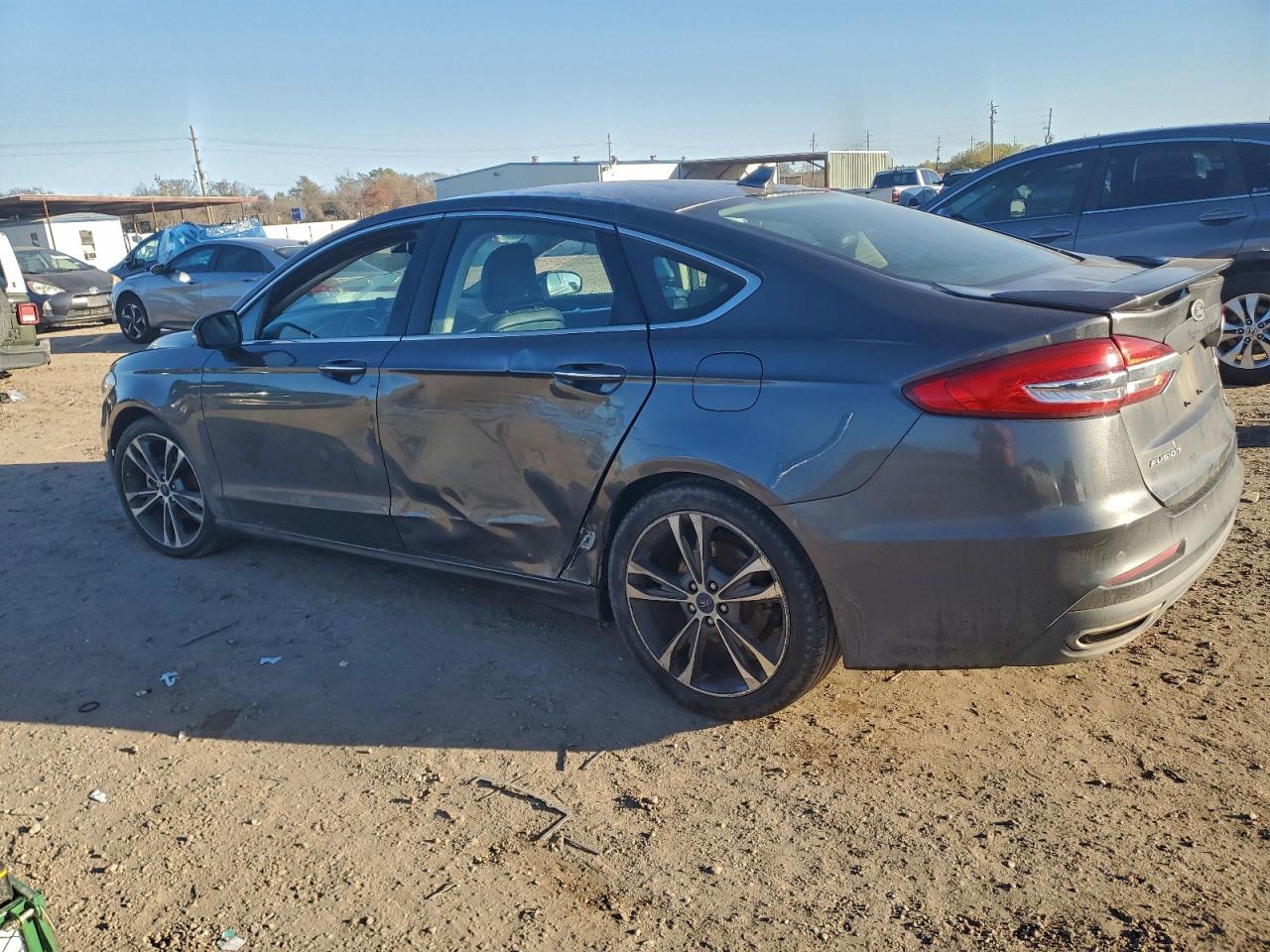 2019 FORD FUSION TITANIUM photo 2