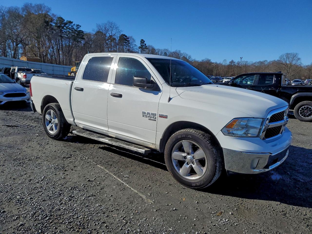 2019 RAM 1500 CLASSIC TRADESMAN photo 4