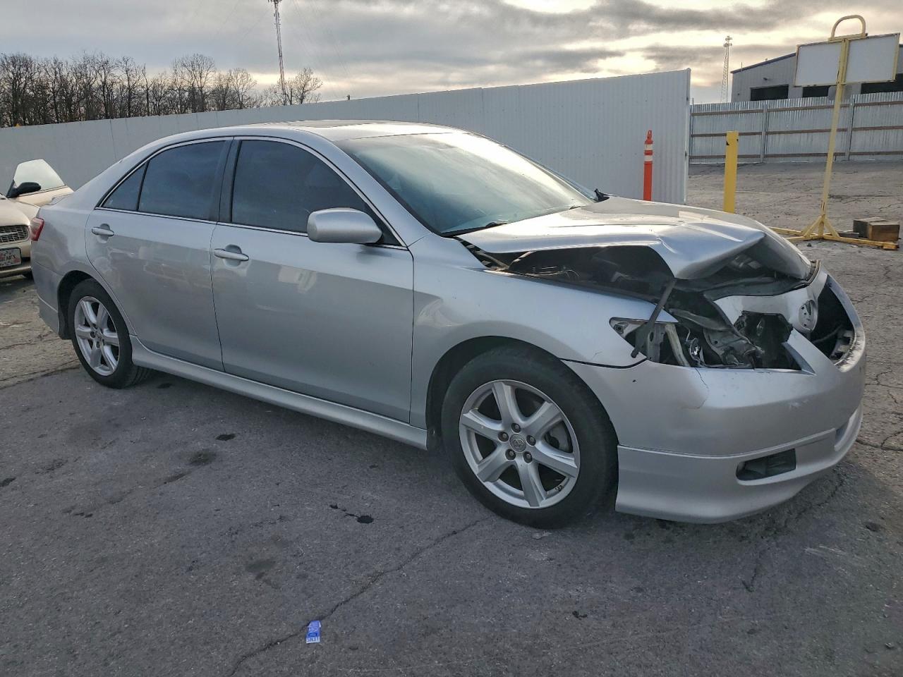 2007 TOYOTA CAMRY LE photo 4
