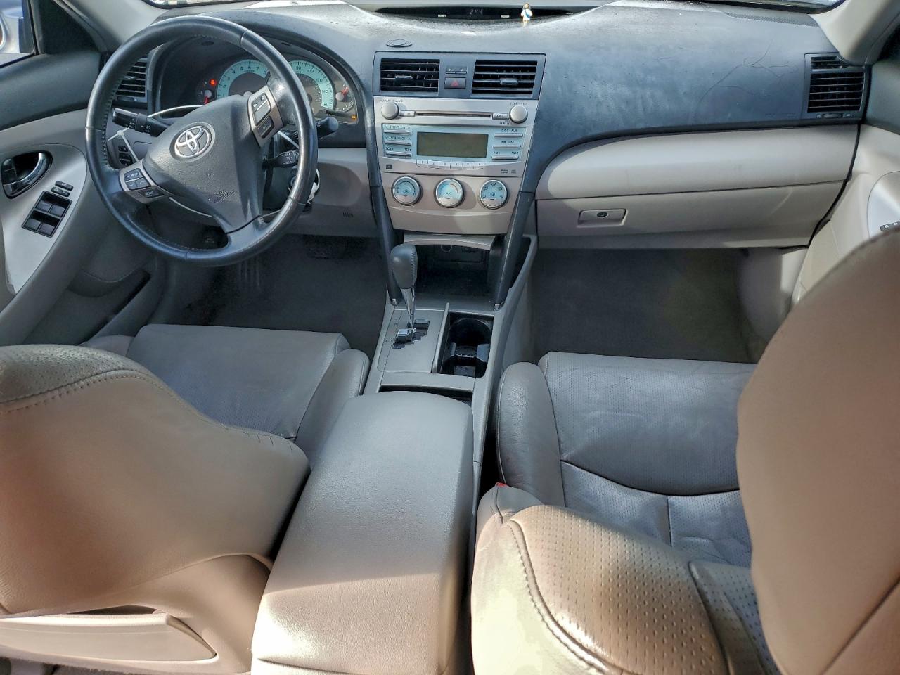 2007 TOYOTA CAMRY LE photo 8