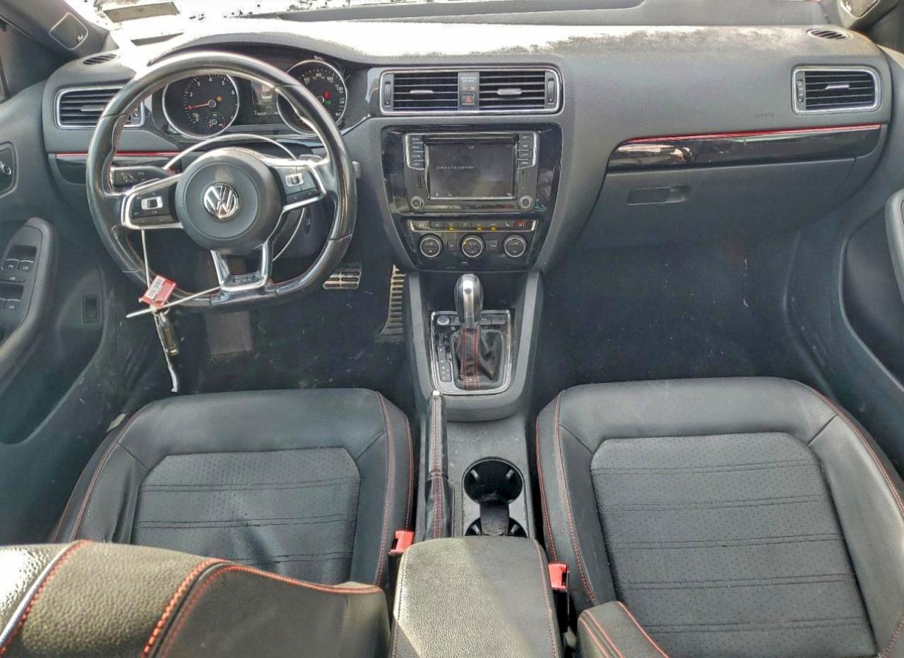 2017 VOLKSWAGEN JETTA GLI photo 8