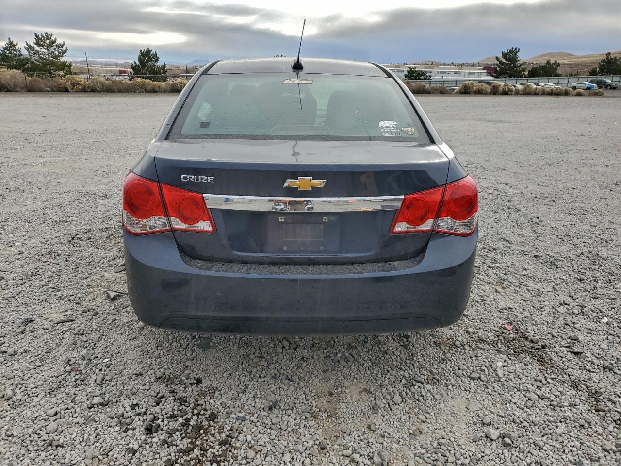 2015 CHEVROLET CRUZE LS photo 6
