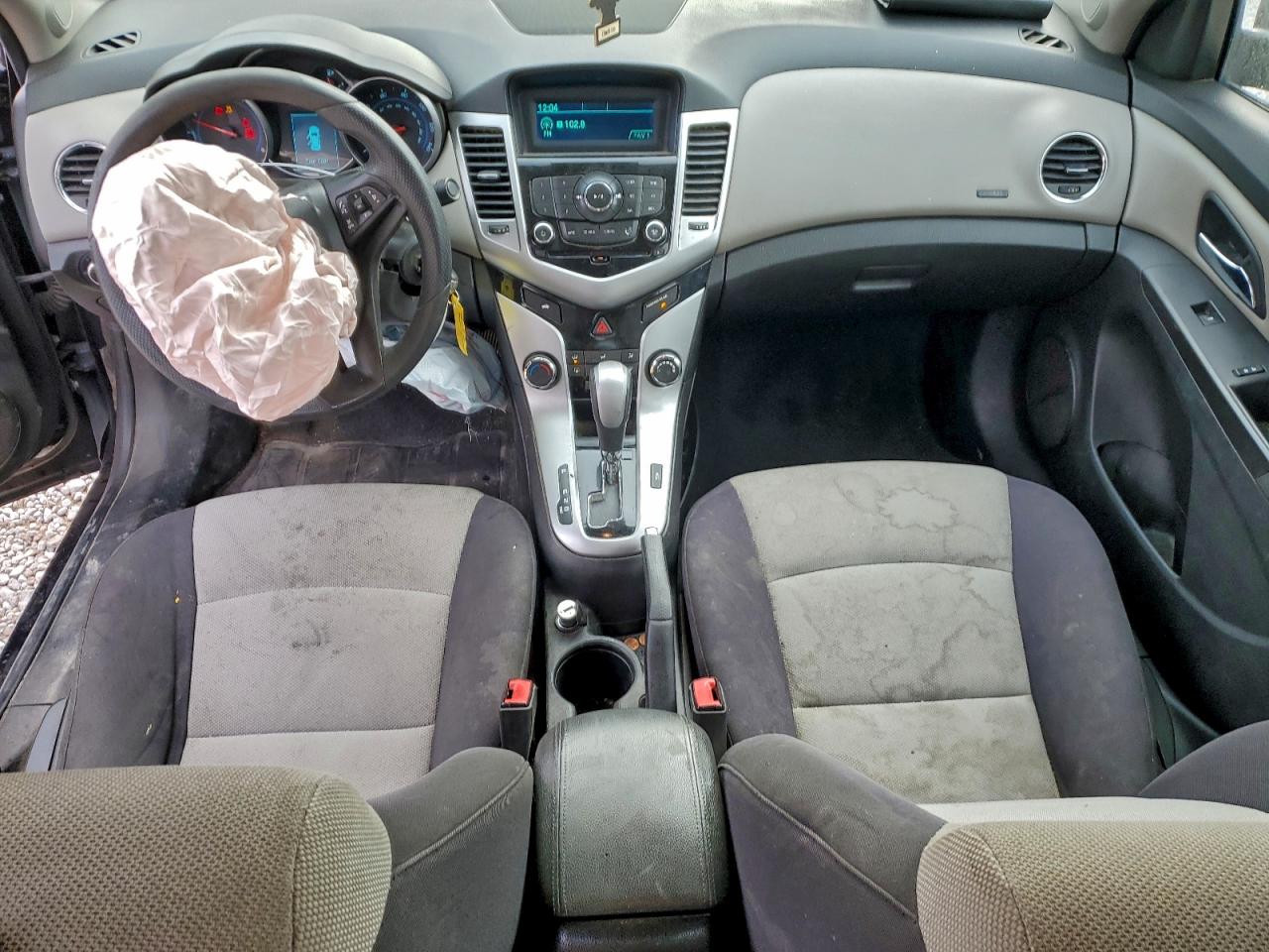 2015 CHEVROLET CRUZE LS photo 8