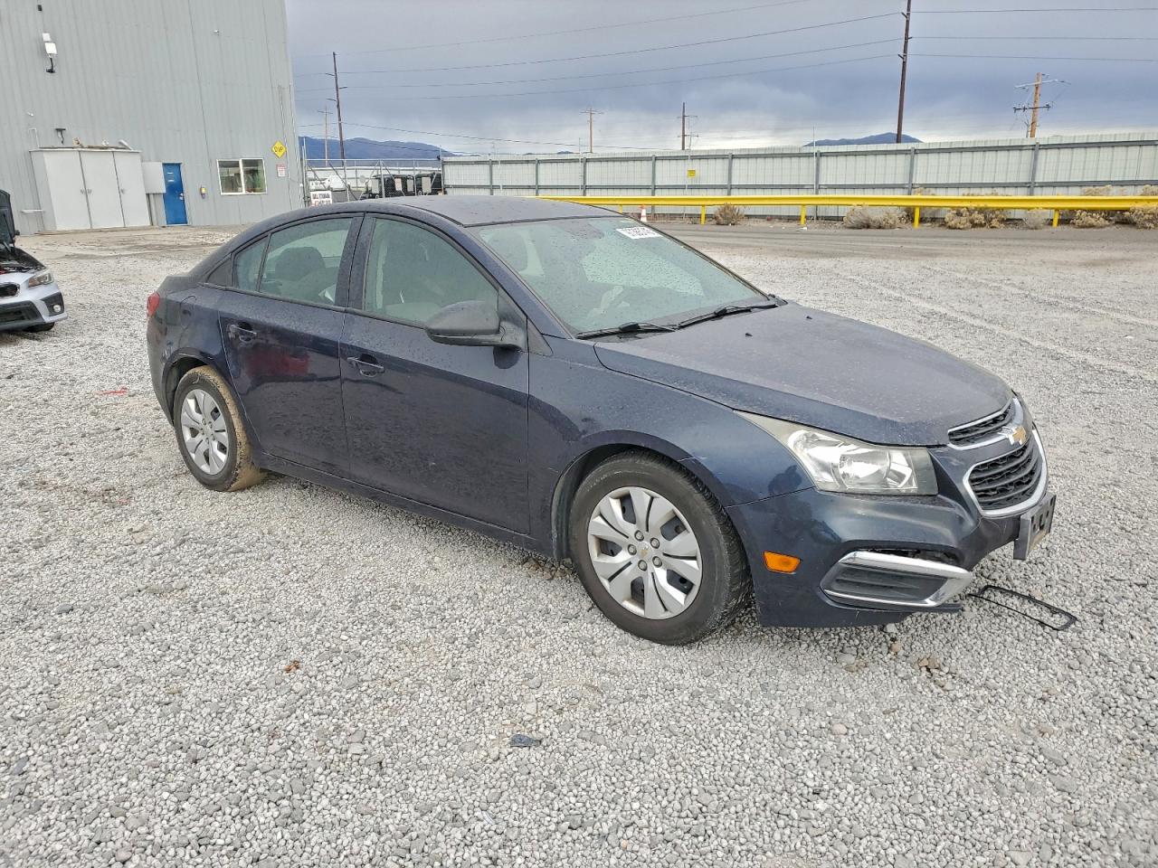 2015 CHEVROLET CRUZE LS photo 4