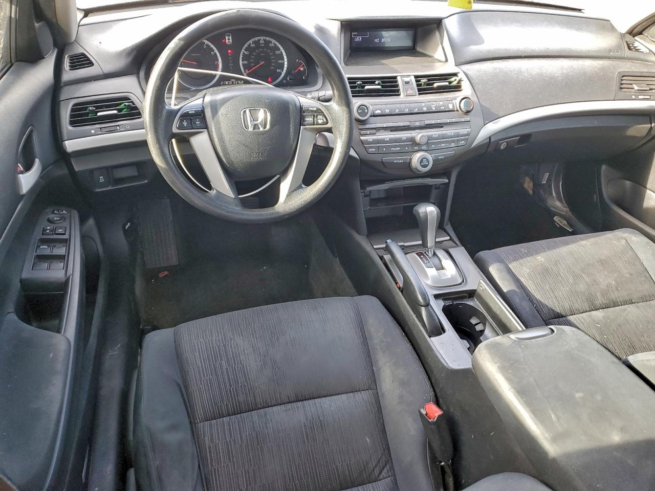 2012 HONDA ACCORD LX photo 8