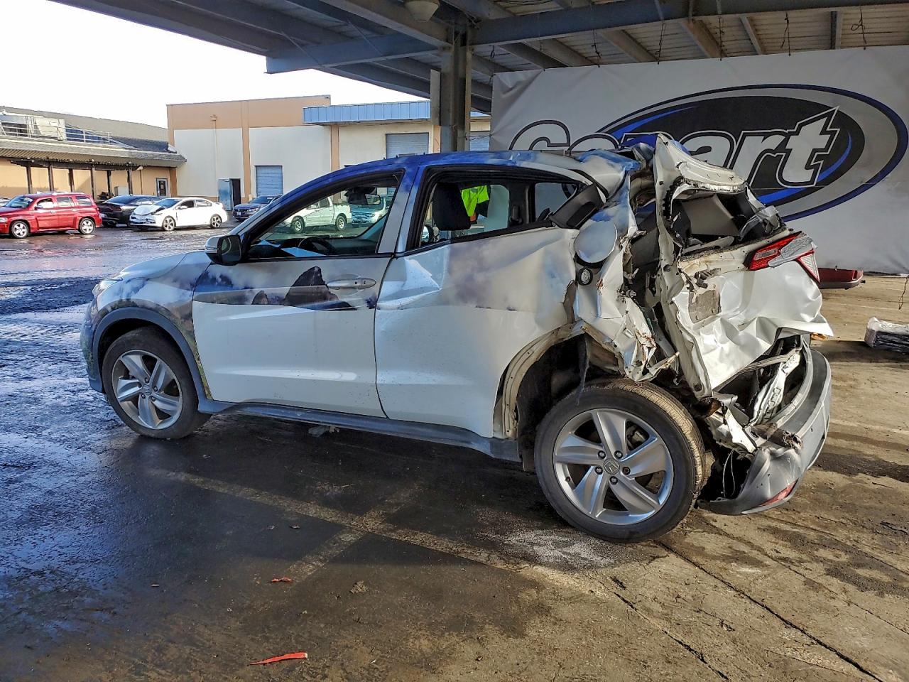 2019 HONDA HR-V EX photo 2