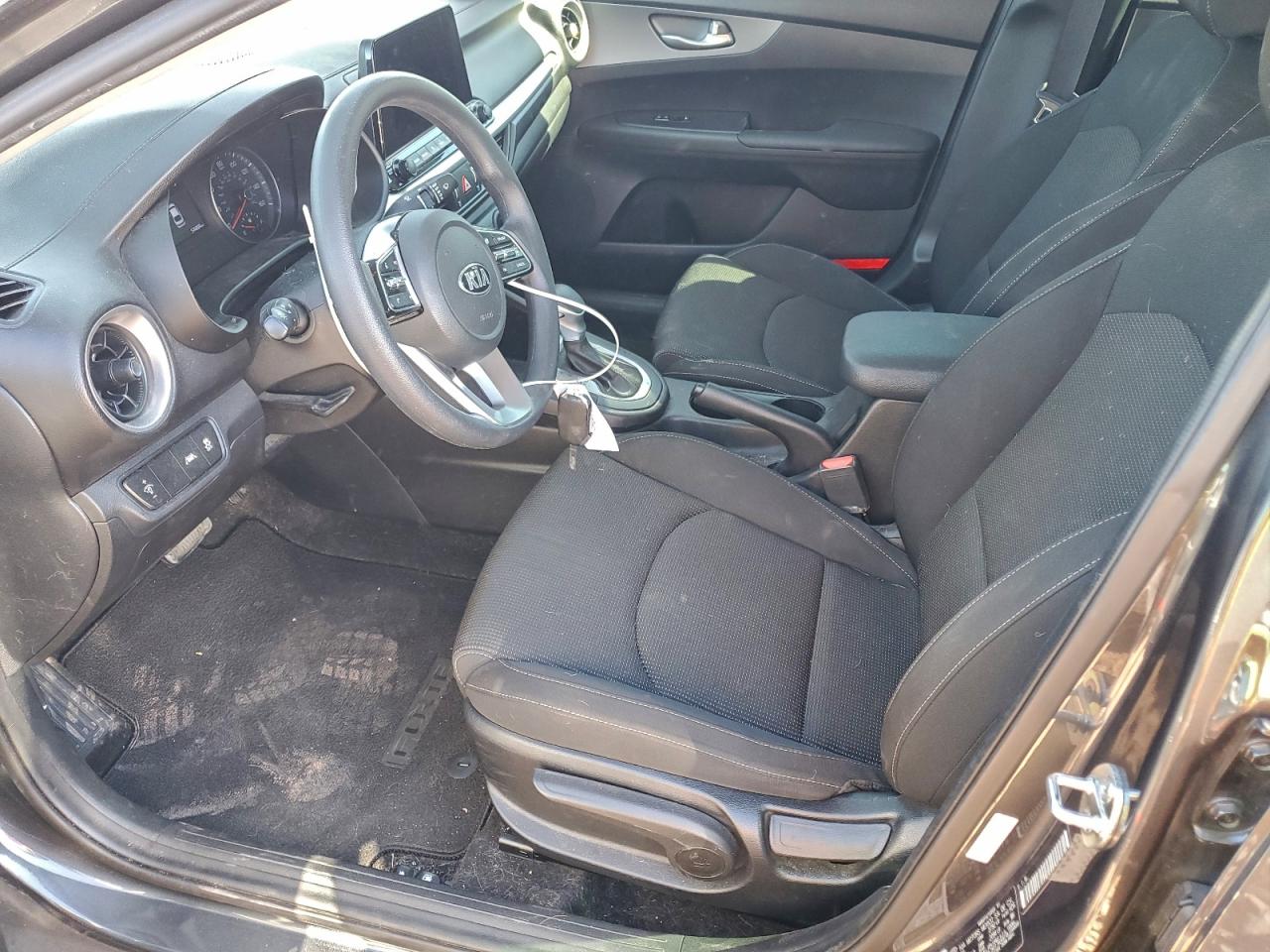 2020 KIA FORTE FE photo 7
