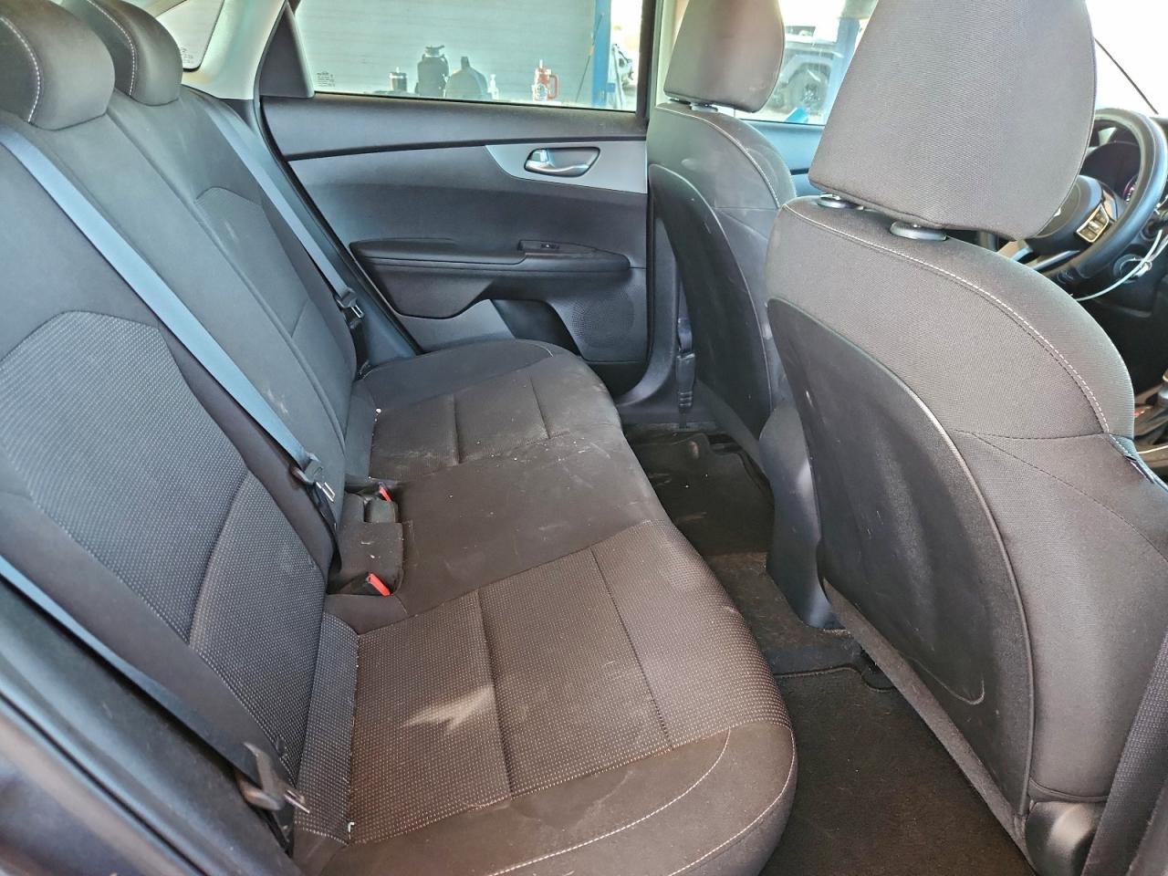 2020 KIA FORTE FE photo 10