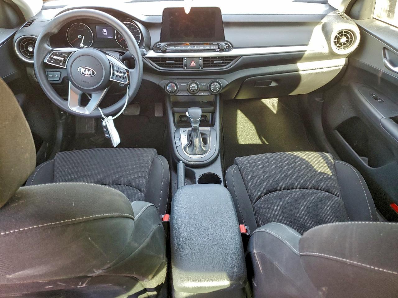 2020 KIA FORTE FE photo 8