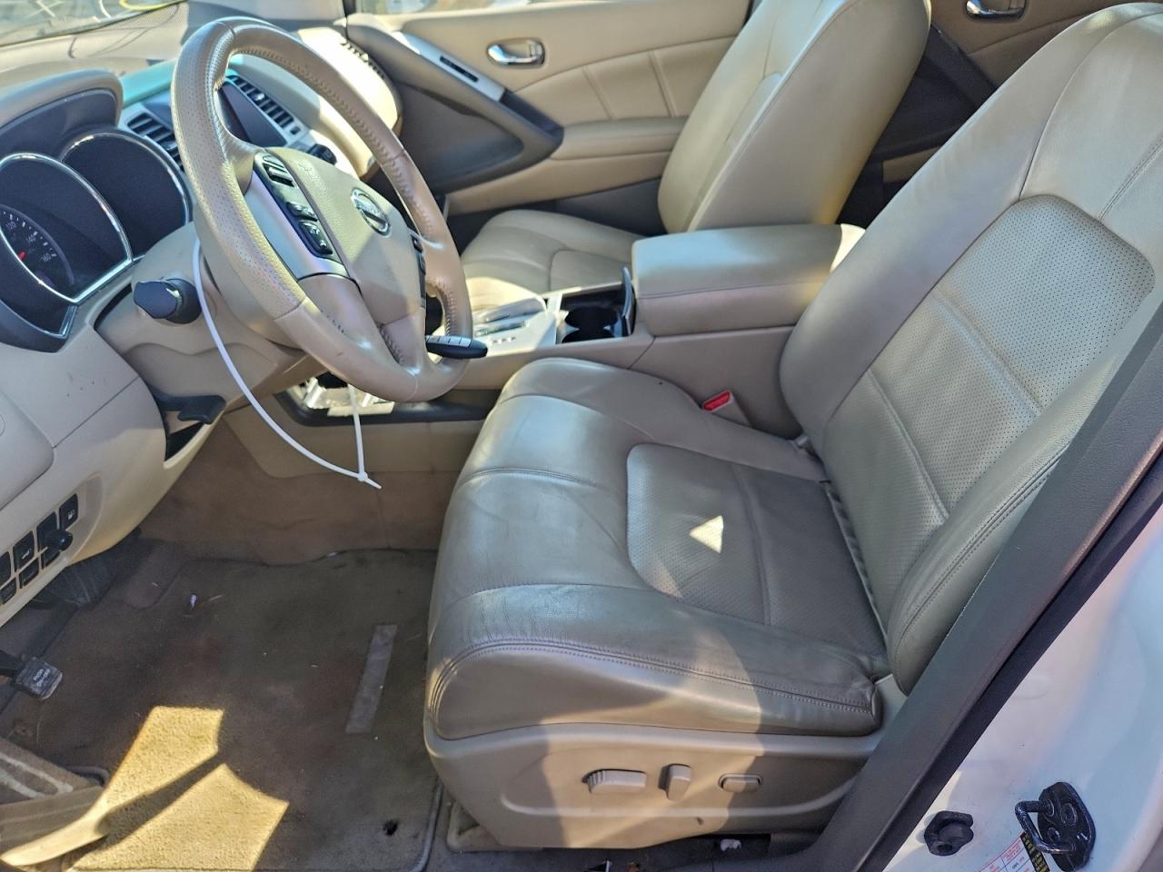 2014 NISSAN MURANO S photo 19