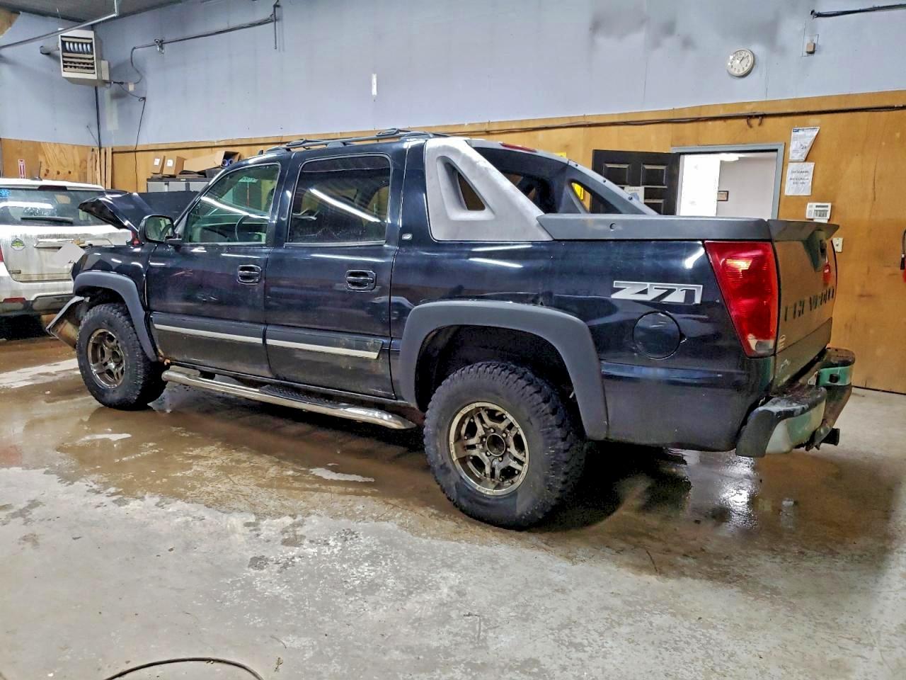 2006 CHEVROLET AVALANCHE K1500 photo 3