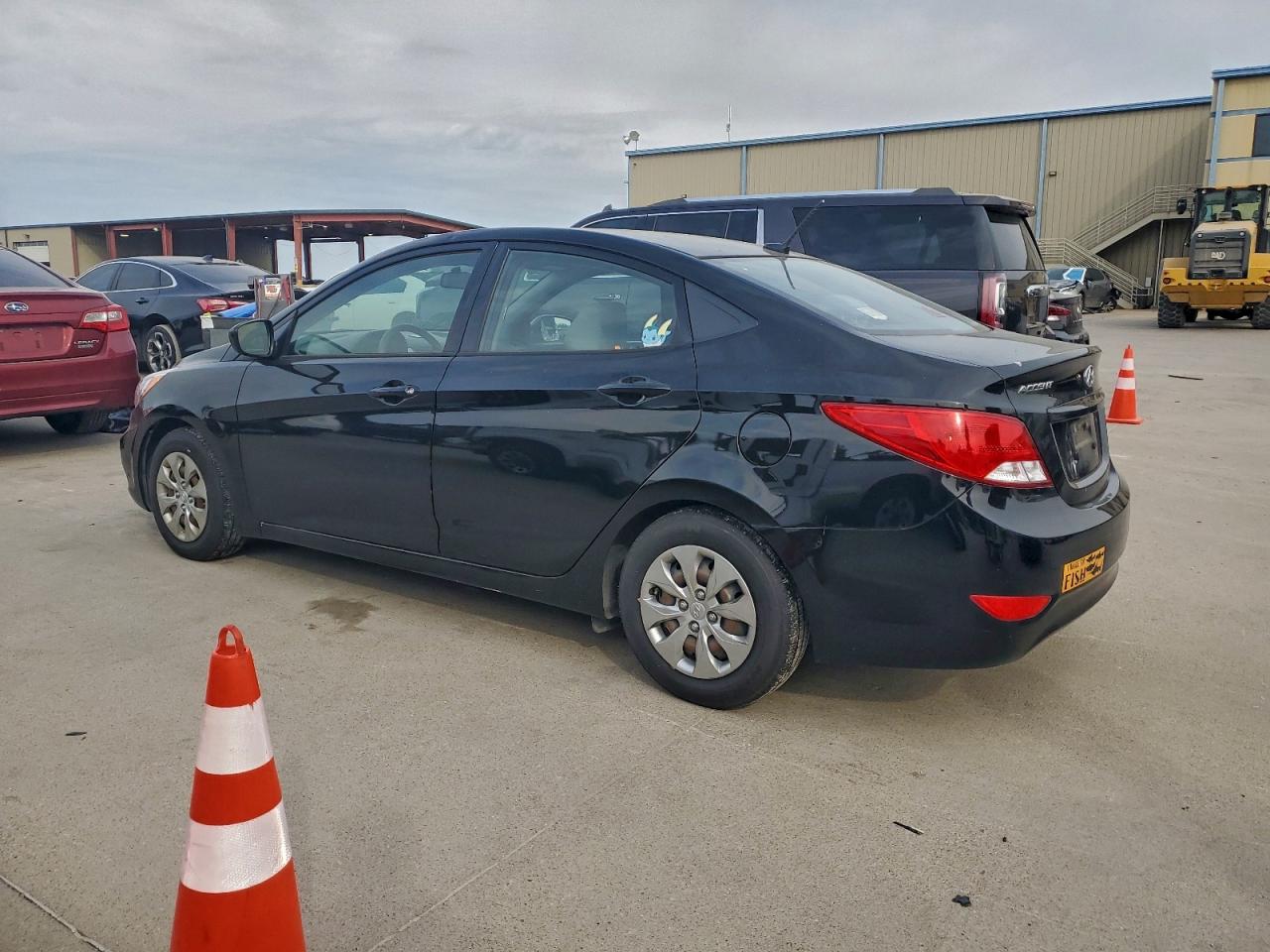 2017 HYUNDAI ACCENT SE photo 3