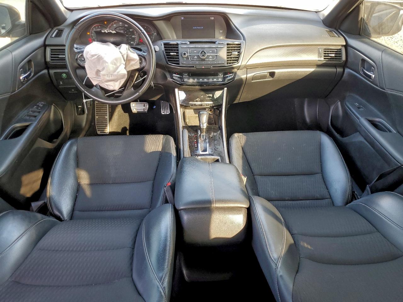 2017 HONDA ACCORD SPORT photo 8