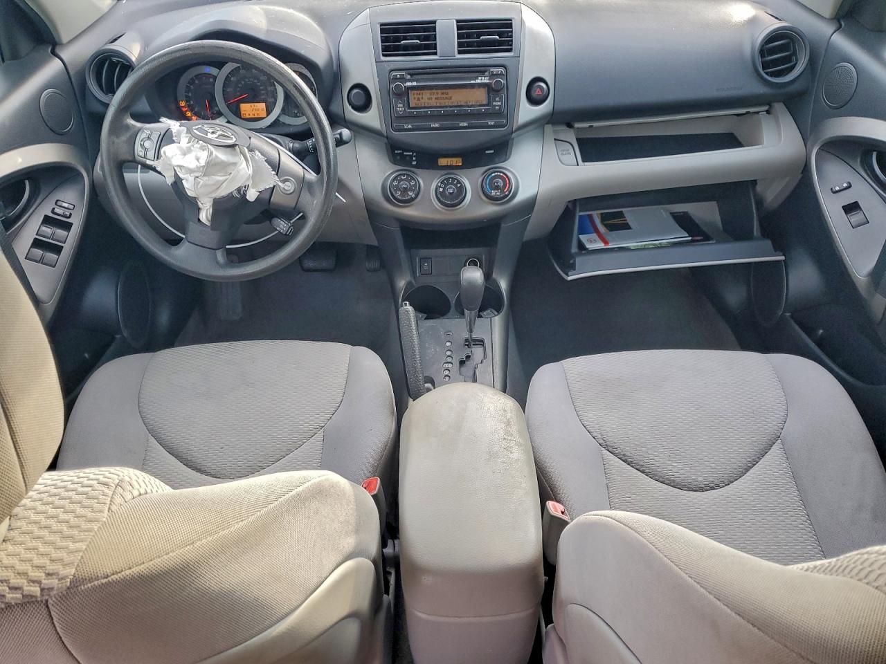 2012 TOYOTA RAV4 photo 8