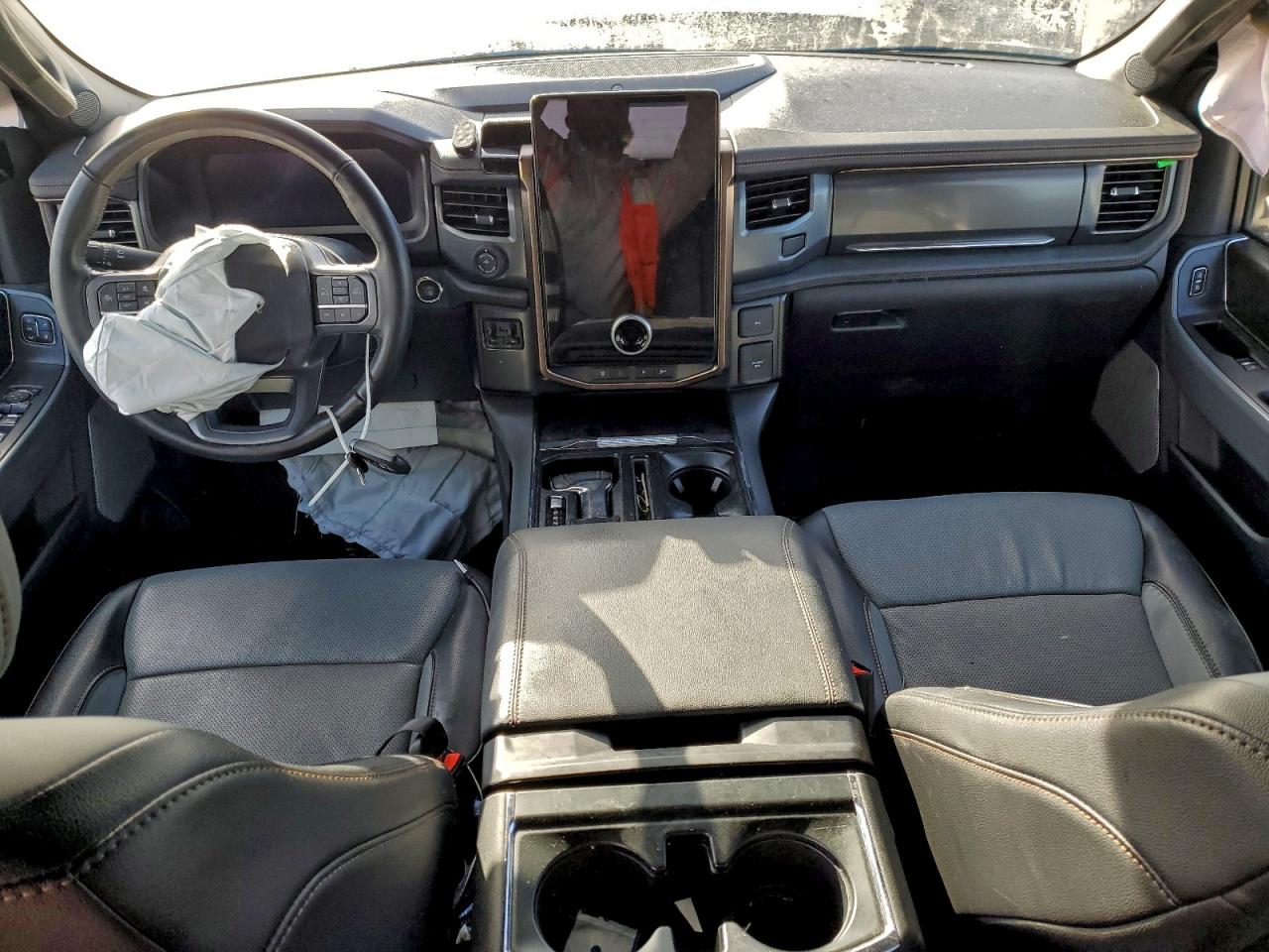 2023 FORD F150 LIGHTNING PRO photo 15