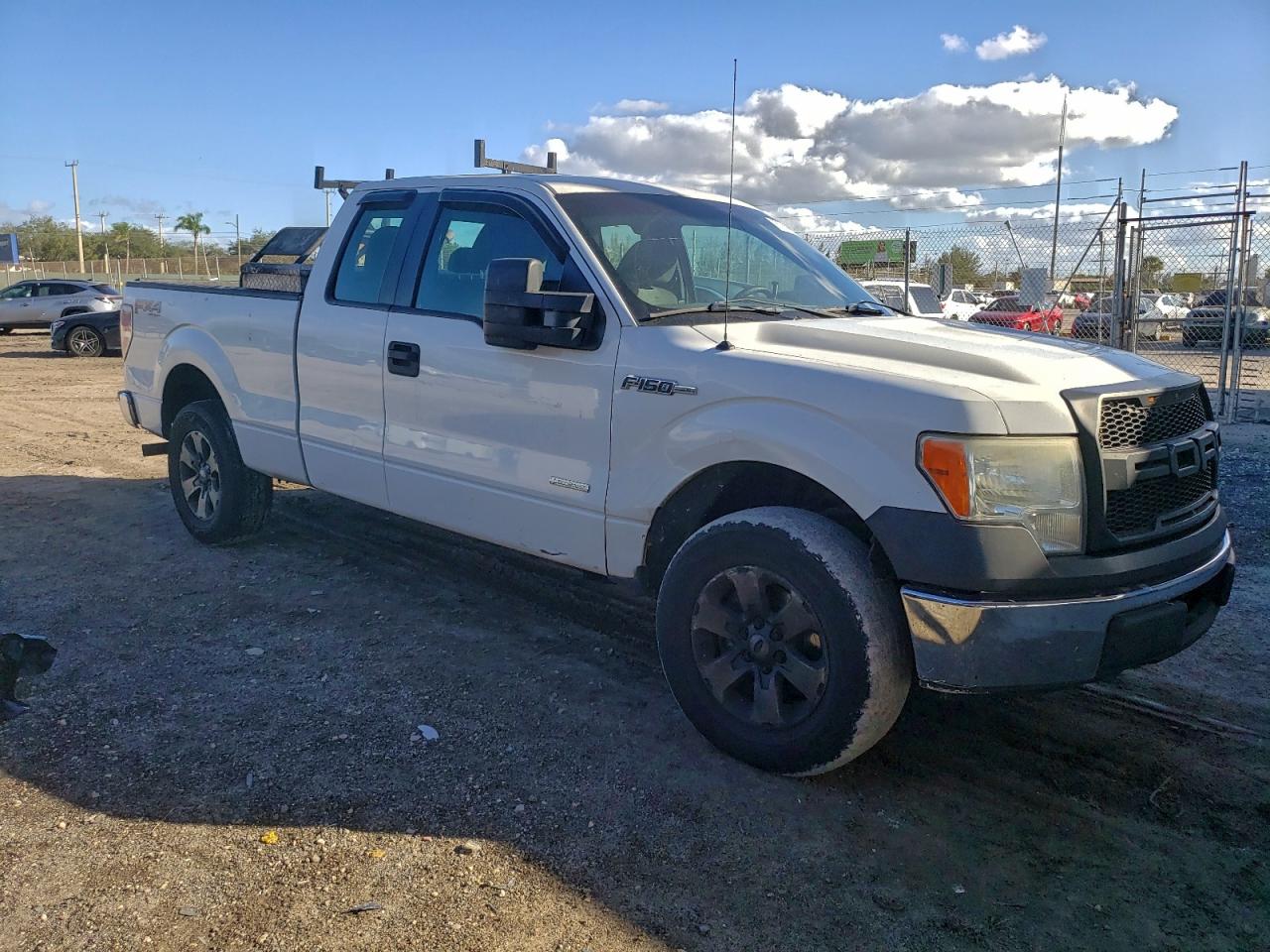 2013 FORD F150 SUPER CAB photo 4